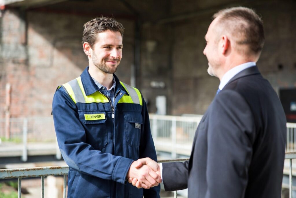 Keuringservice Noord voert keuringen uit voor bedrijven in industrie, bouw en logistiek